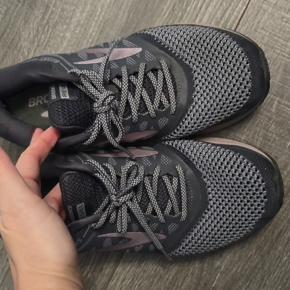 Brooks Revel Women's Charcoal and Blush Athletic Shoes. - Picture 6 of 12